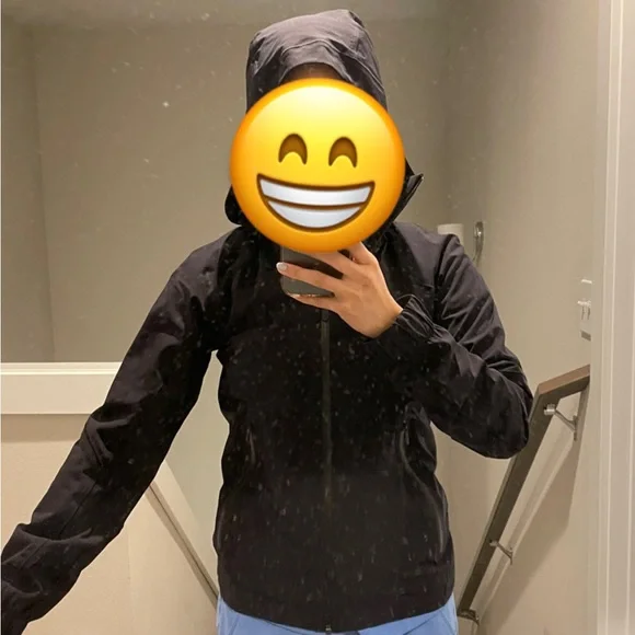 lululemon athletica Black Hooded Jacket - Picture 5 of 5